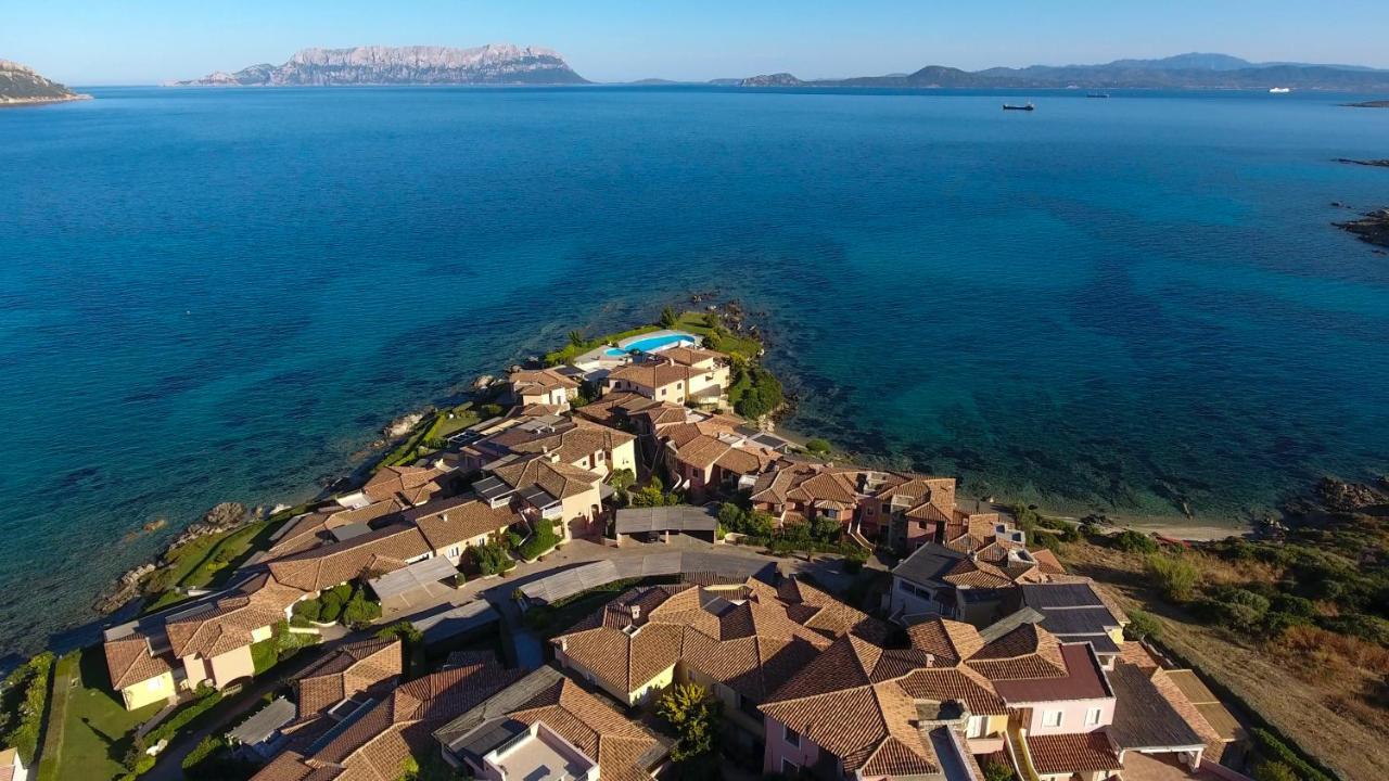 Apartment In S'Abba E Sa Pedra With Pool Golfo Aranci Extérieur photo