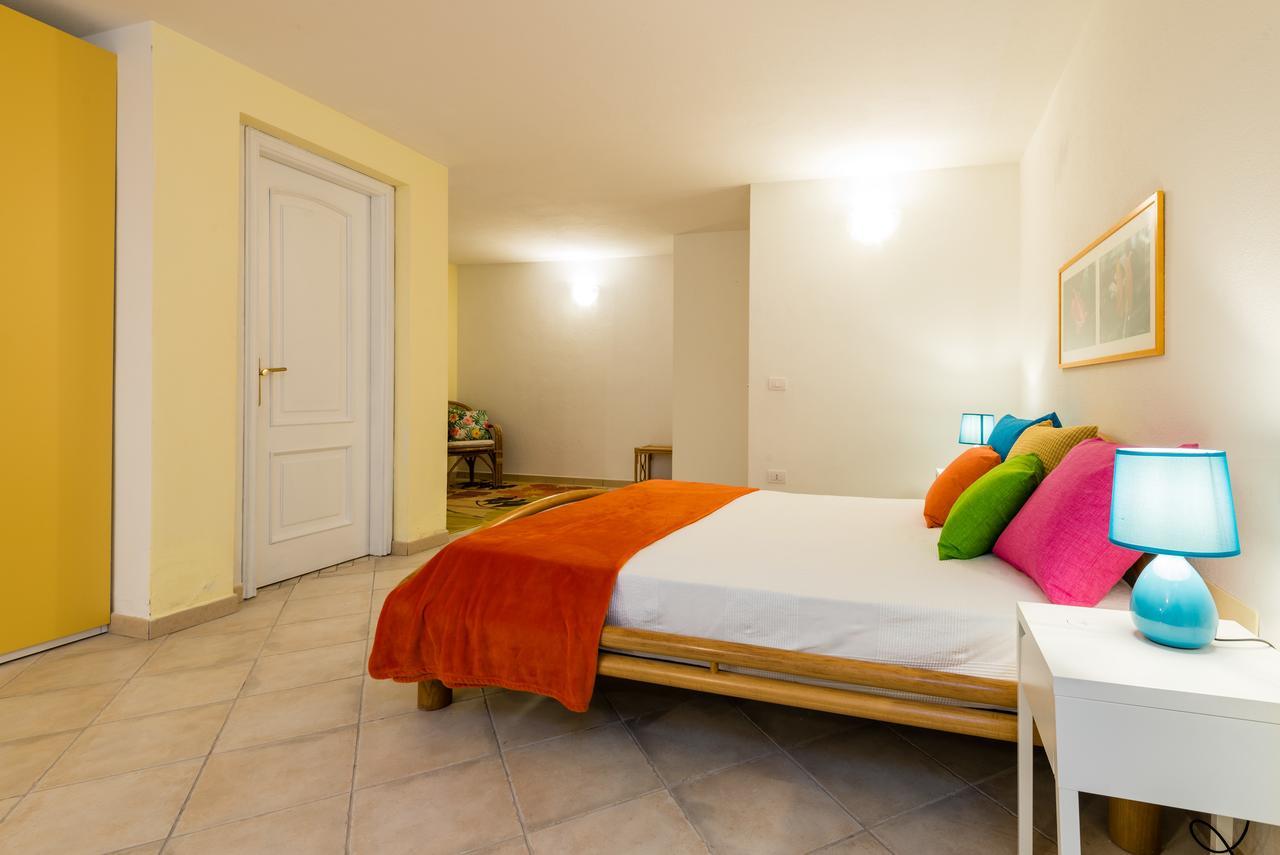 Apartment In S'Abba E Sa Pedra With Pool Golfo Aranci Extérieur photo